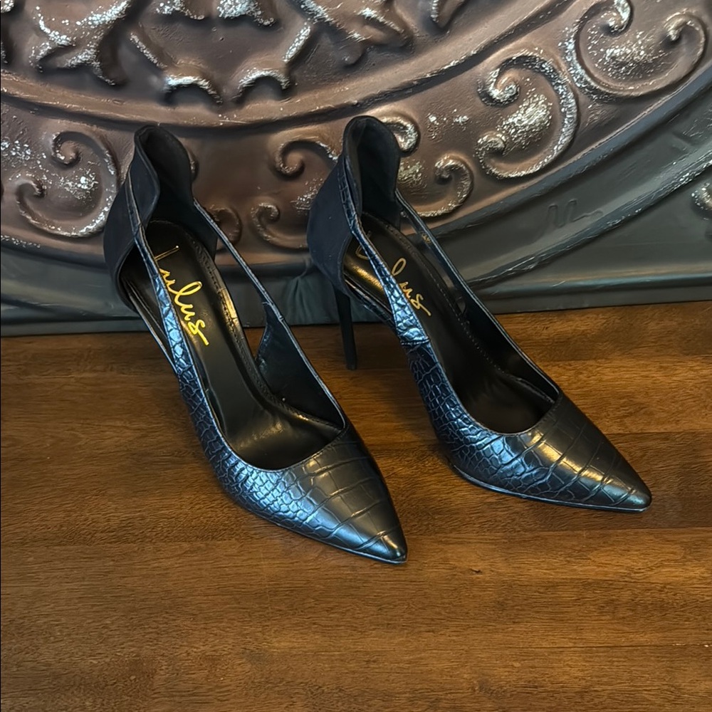 Lulu's Black Sleek Heels with Pointed Toe